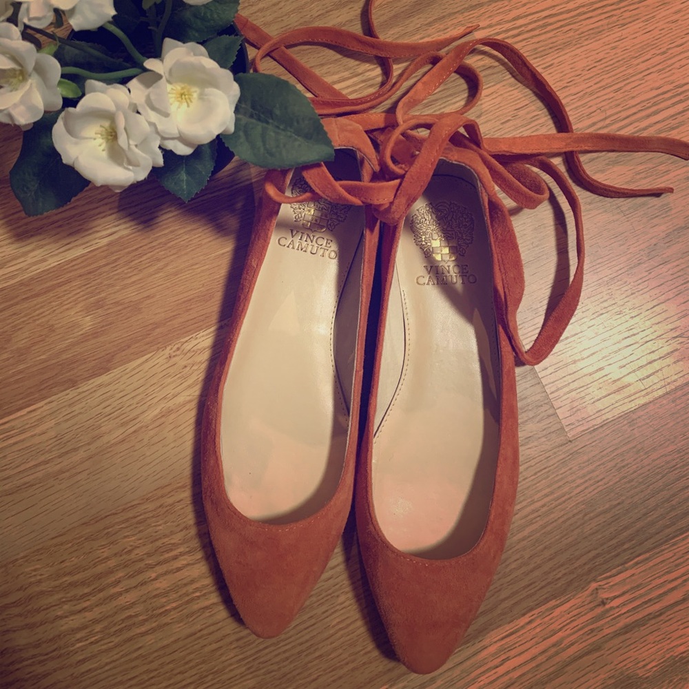 Vince Camuto flat shoes Size 6M/36